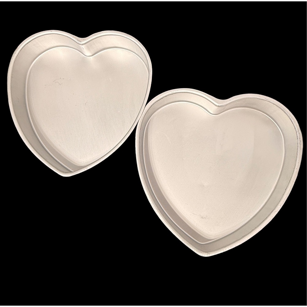Wilton Heart Shaped Cake Pan Set 2105-602 Aluminum 10 Inch 2000 Vintage 2 Pack *